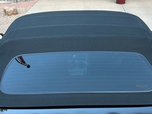 Used 2006 Chevrolet Corvette Convertible w/ Preferred Equipment Group RWD image 22