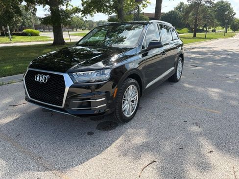 Used 2017 Audi Q7 3.0T Prestige AWD/4WD image 1
