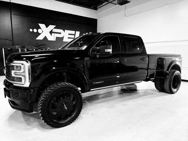 Used 2025 Ford F450 Platinum w/ Camper Package AWD/4WD image 1