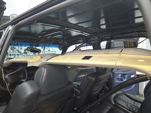 Used 2002 GMC Sierra 2500 SLE w/ SLT Marketing Option Pkg image 18