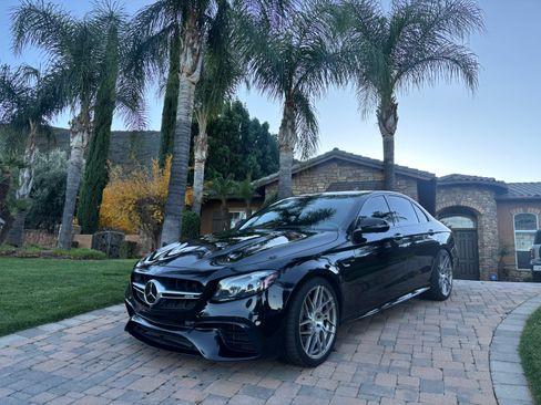 Used 2018 Mercedes-Benz E 63 AMG S image 19