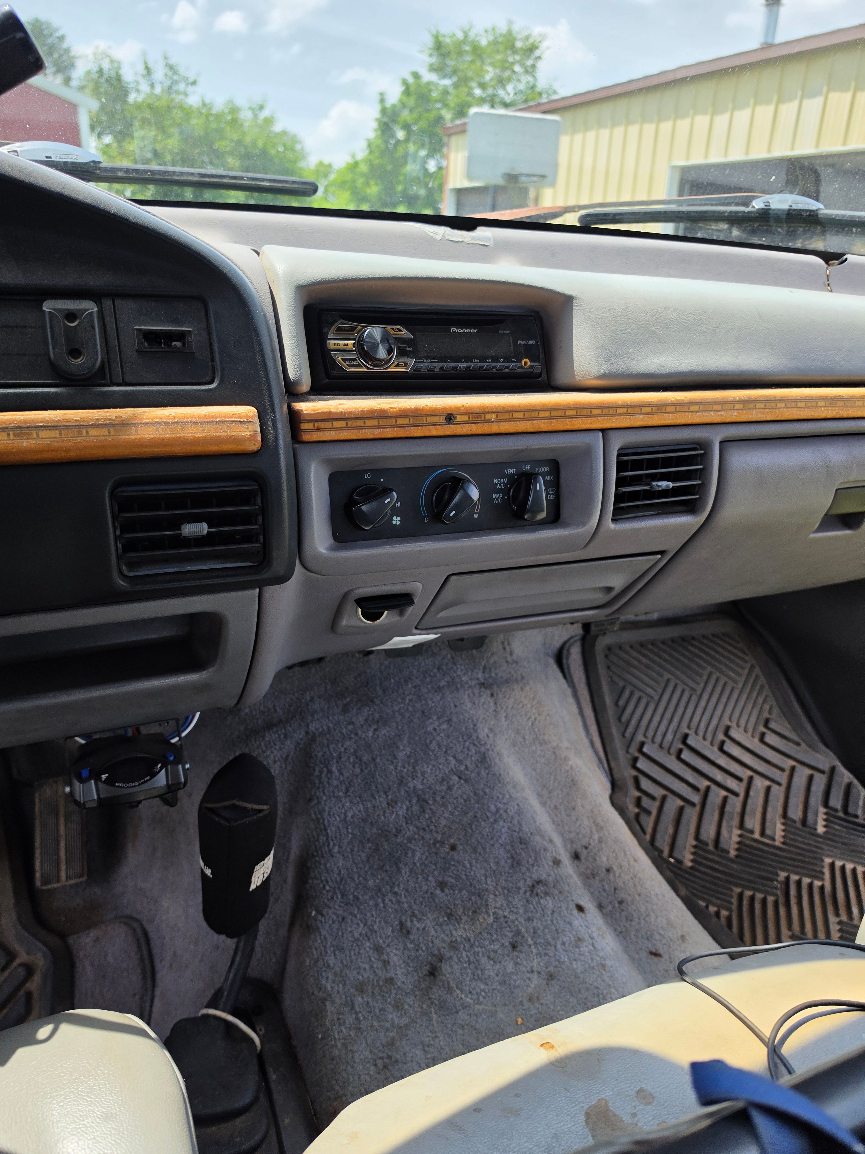 Used 1997 Ford F350 4x4 Crew Cab image 15