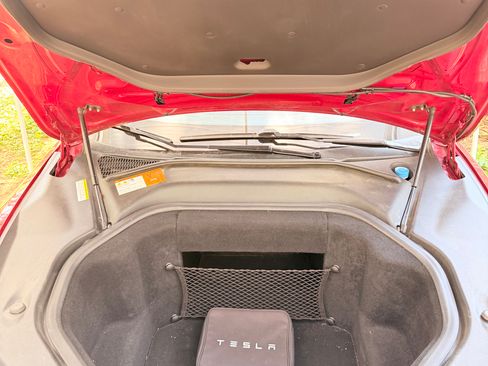 Used 2013 Tesla Model S image 12