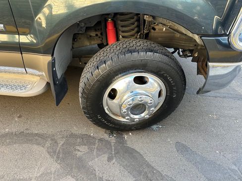 Used 2005 Ford F350 King Ranch image 10