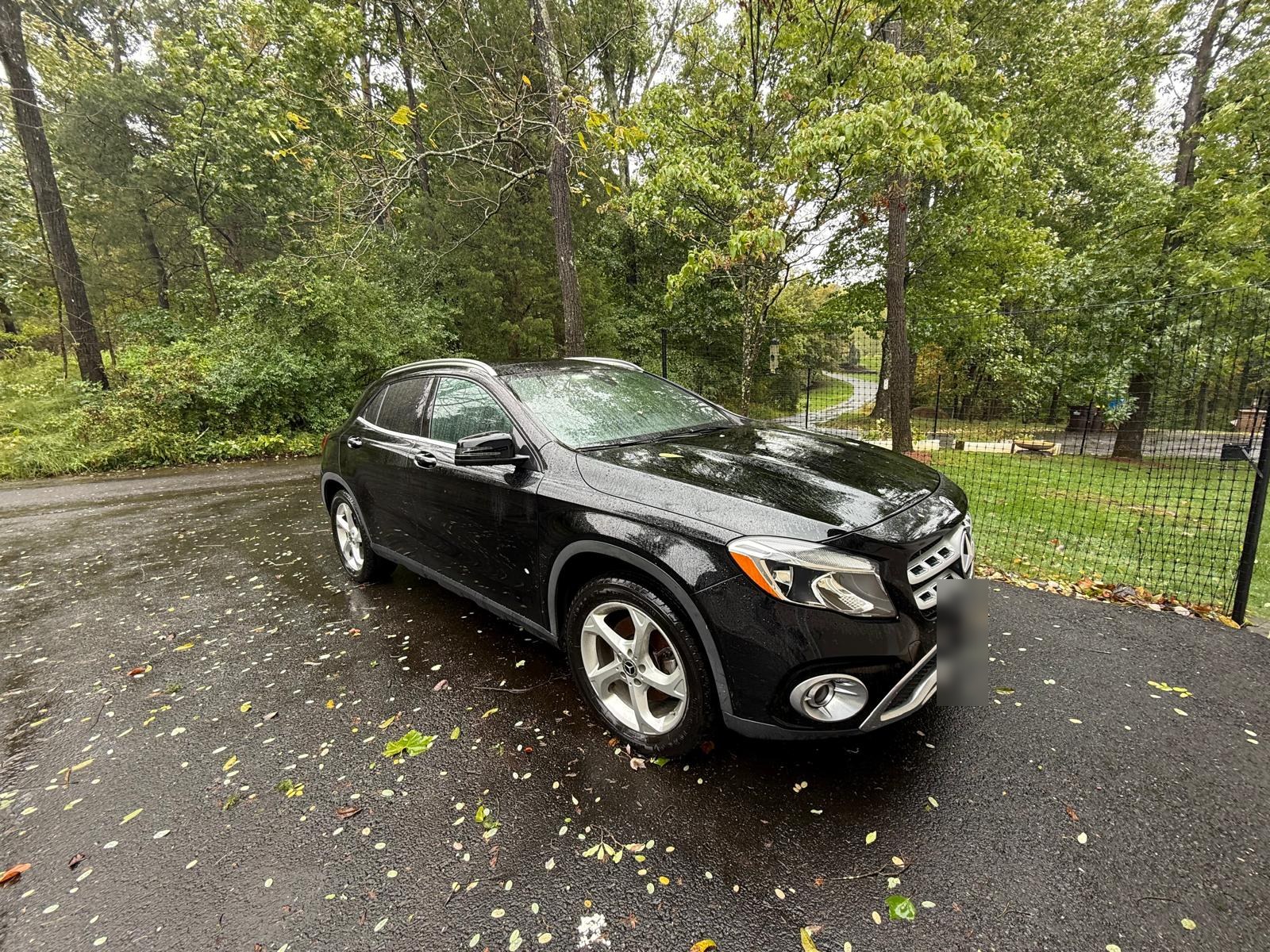 Used 2018 Mercedes-Benz GLA 250 4MATIC image 2