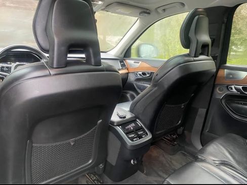 Used 2018 Volvo XC90 T6 Inscription w/ Convenience Package image 12