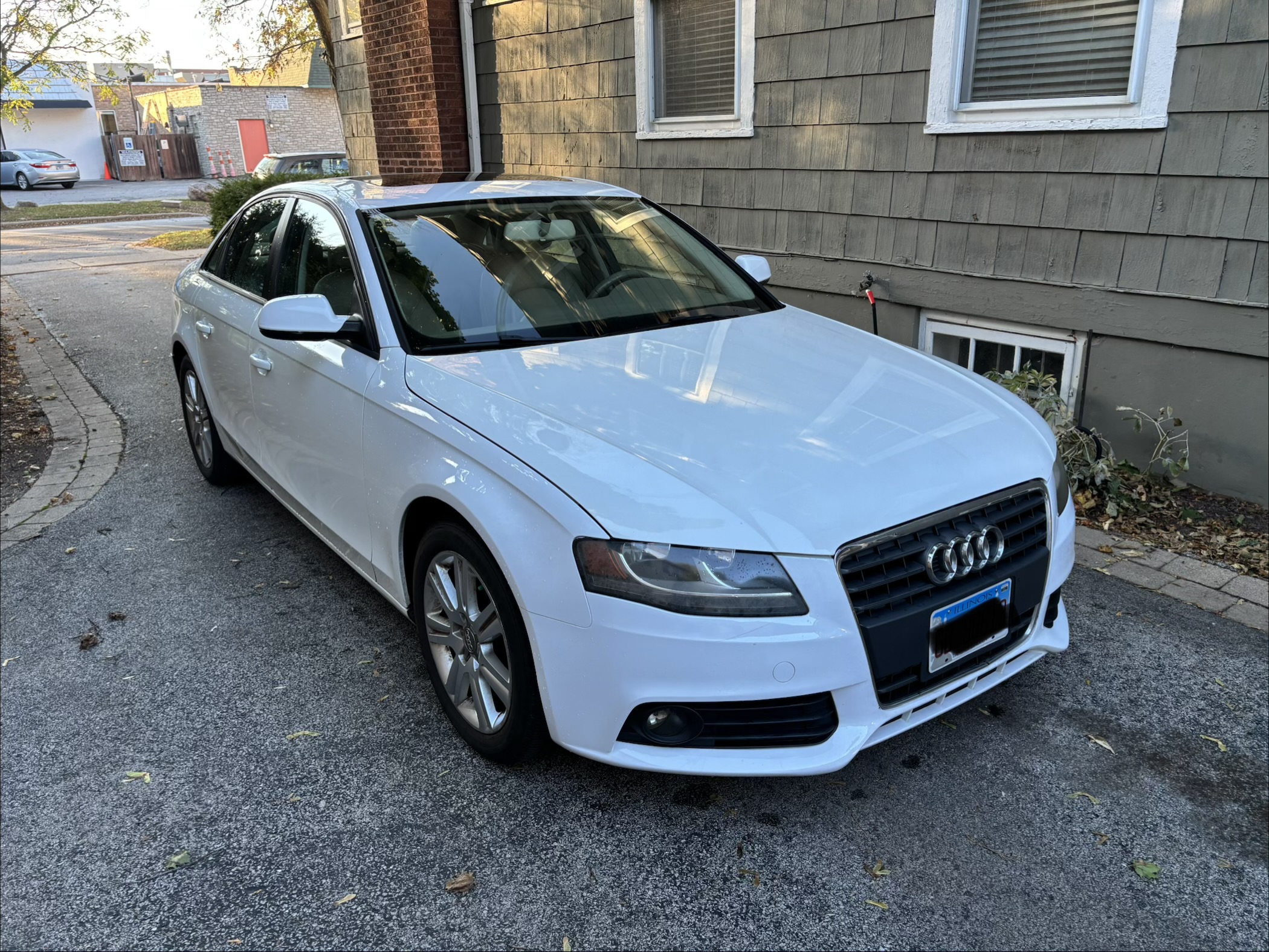 Used 2011 Audi A4 2.0T Premium FWD image 2