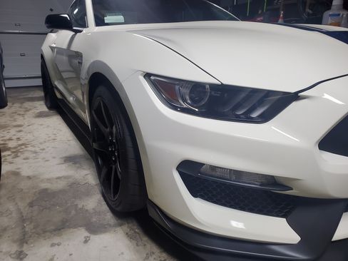 Used 2020 Ford Mustang Shelby GT350R w/ GT350R Equipment Group 920A image 5