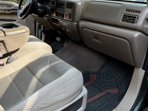 Used 2000 Ford F350 4x4 SuperCab DRW Super Duty image 3