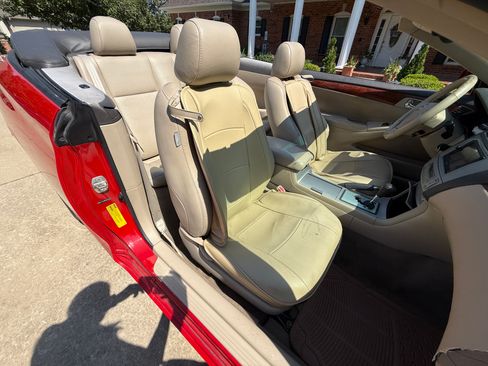 Used 2006 Toyota Solara SLE FWD image 16