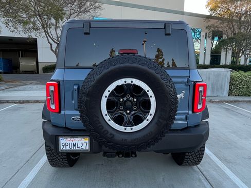 Used 2024 Ford Bronco Outer Banks w/ Sasquatch Package AWD/4WD image 9