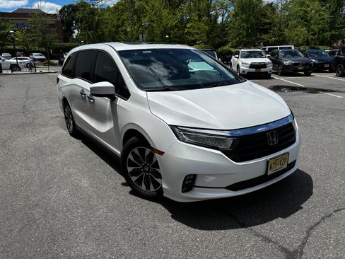 Used 2023 Honda Odyssey EX-L image 10