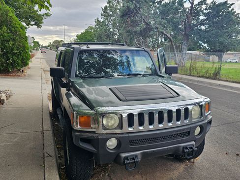 Used 2006 HUMMER H3 image 11