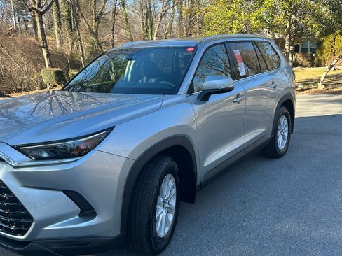 Used 2026 Toyota Grand Highlander AWD Hybrid image 1