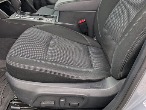 Used 2019 Subaru Outback 2.5i Premium image 4