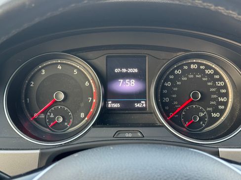 Used 2018 Volkswagen Atlas SE AWD/4WD image 19