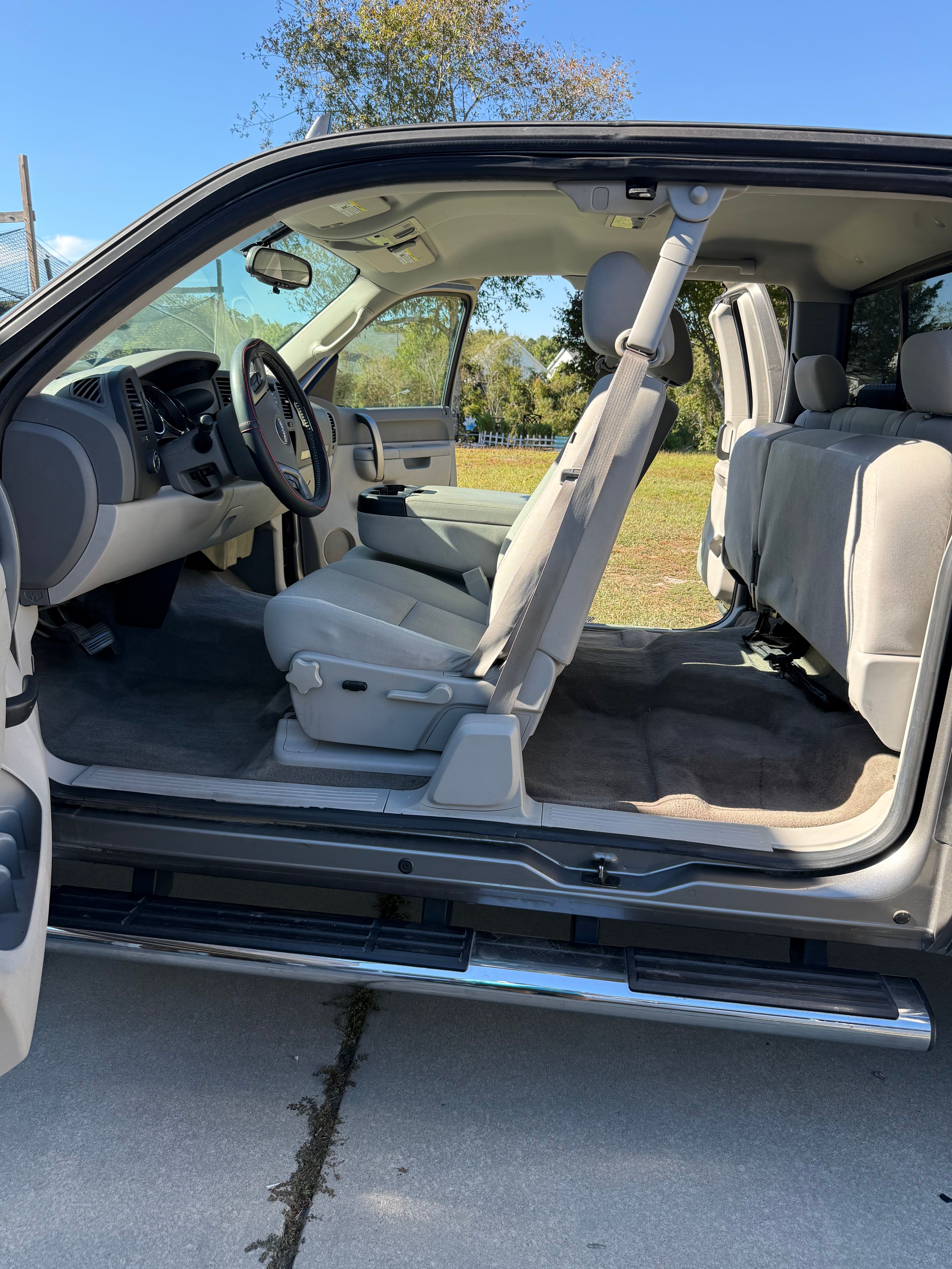 Used 2012 GMC Sierra 1500 SLE w/ Power Tech Package AWD/4WD image 8