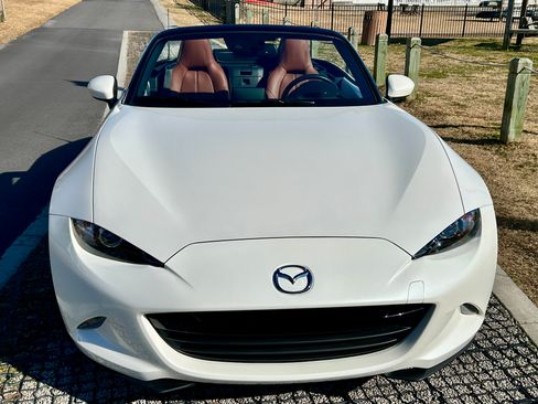 Used 2022 MAZDA MX-5 Miata Grand Touring image 23