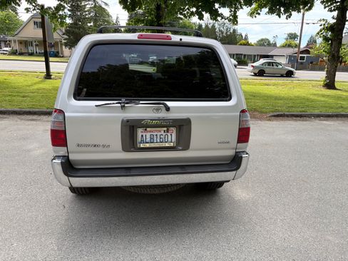 Used 1997 Toyota 4Runner Limited AWD/4WD image 4