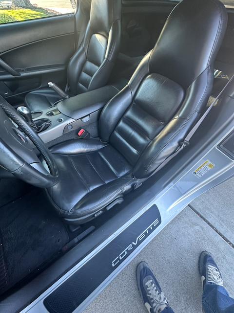 Used 2006 Chevrolet Corvette Coupe w/ Preferred Equipment Group RWD image 11