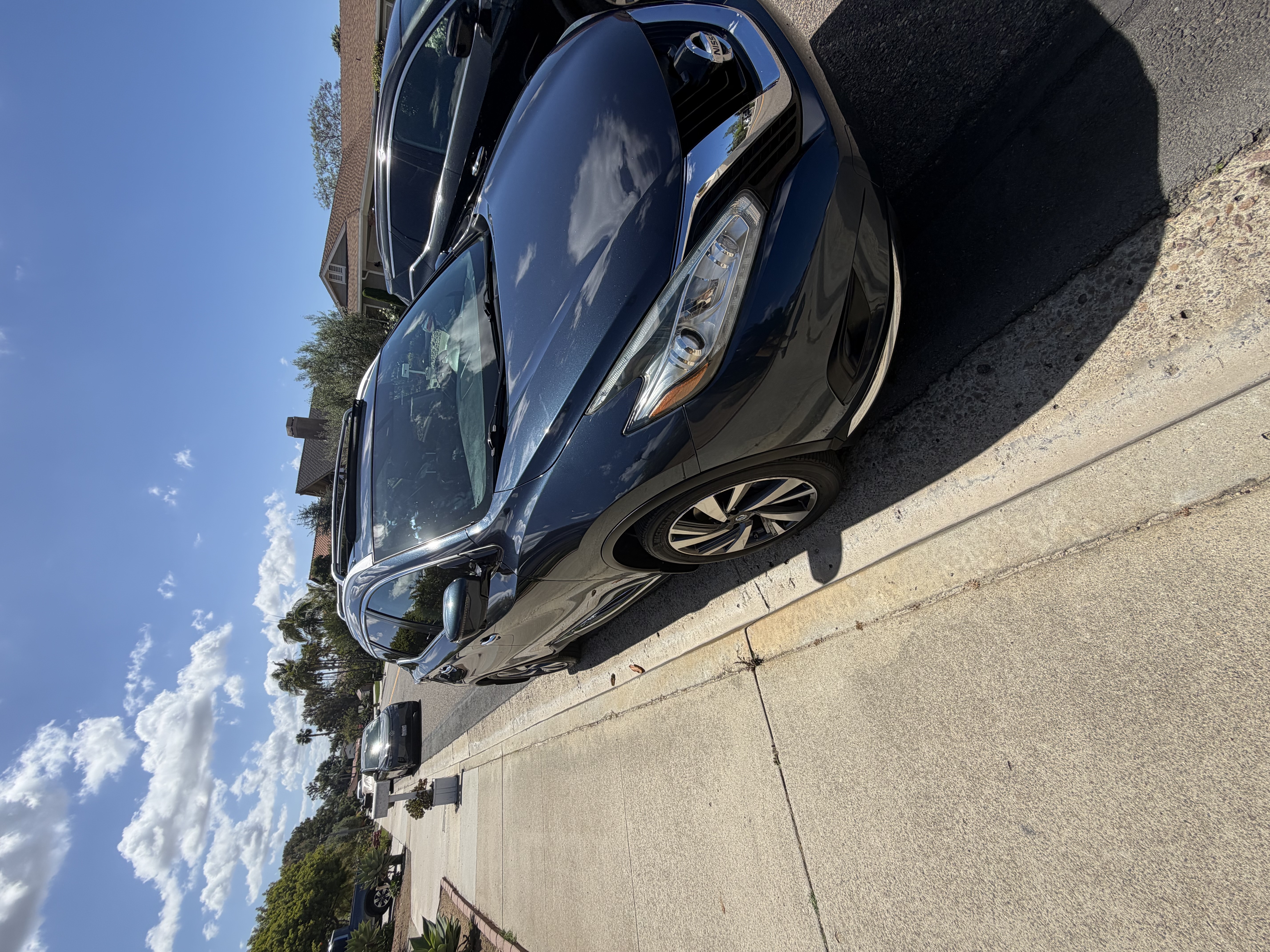 Used 2016 Nissan Murano Platinum w/ Platinum Technology Package FWD image 4