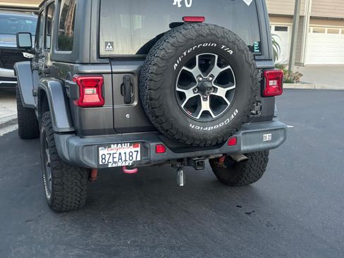 Used 2018 Jeep Wrangler Unlimited Rubicon image 2