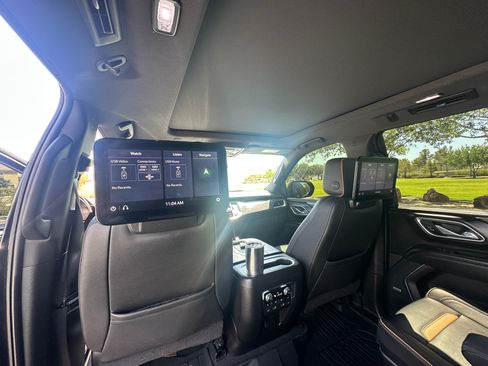 Used 2021 GMC Yukon AT4 w/ AT4 Premium Plus Package AWD/4WD image 13