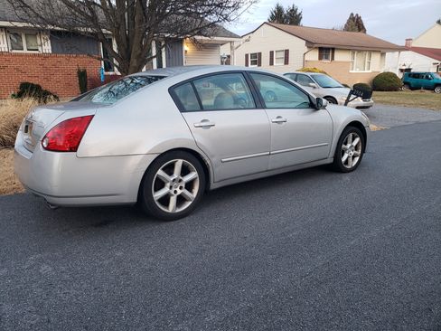 Used 2004 Nissan Maxima 3.5 SE image 2