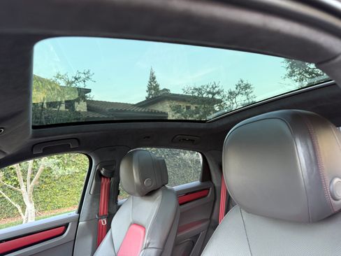 Used 2021 Porsche Cayenne GTS image 17