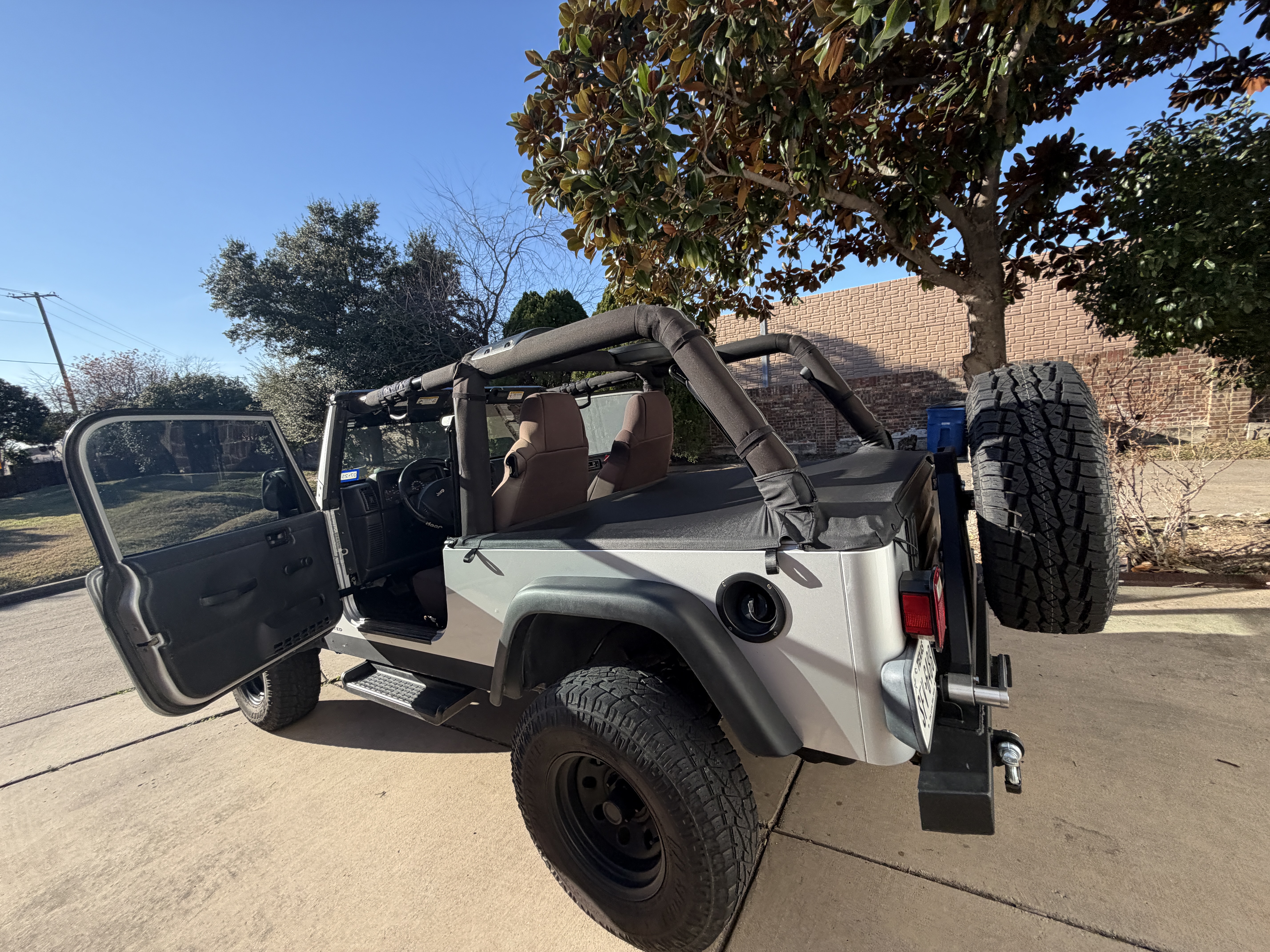Used 2004 Jeep Wrangler 4WD image 8