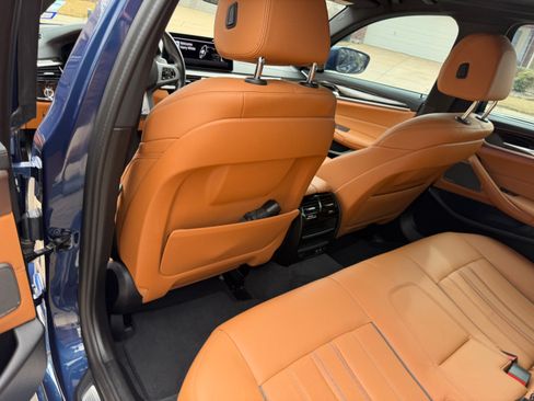 Used 2022 BMW 540i xDrive w/ Executive Package image 11