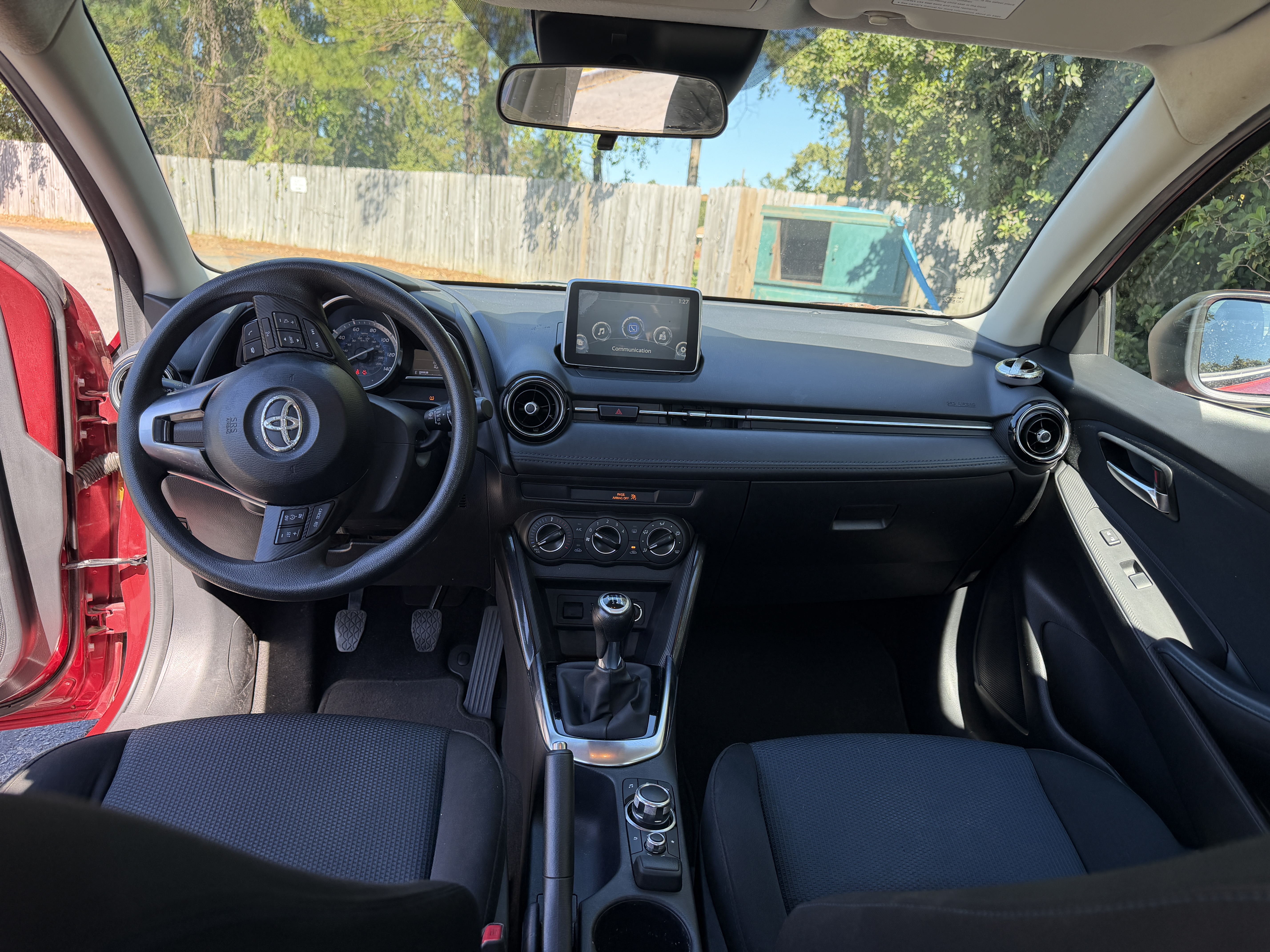 Used 2017 Toyota Yaris iA FWD image 9