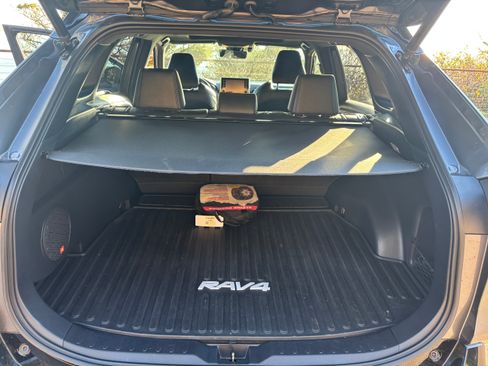 Used 2020 Toyota RAV4 XSE image 12