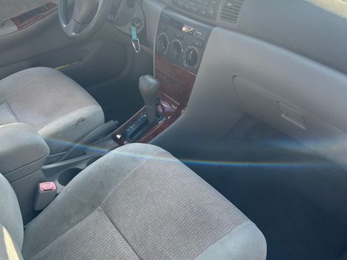 Used 2006 Toyota Corolla LE image 4