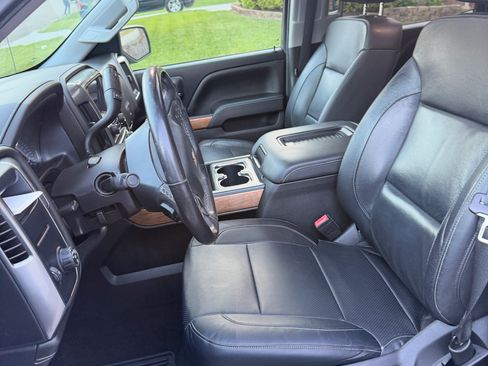 Used 2018 Chevrolet Silverado 1500 LTZ w/ Texas Edition RWD image 15