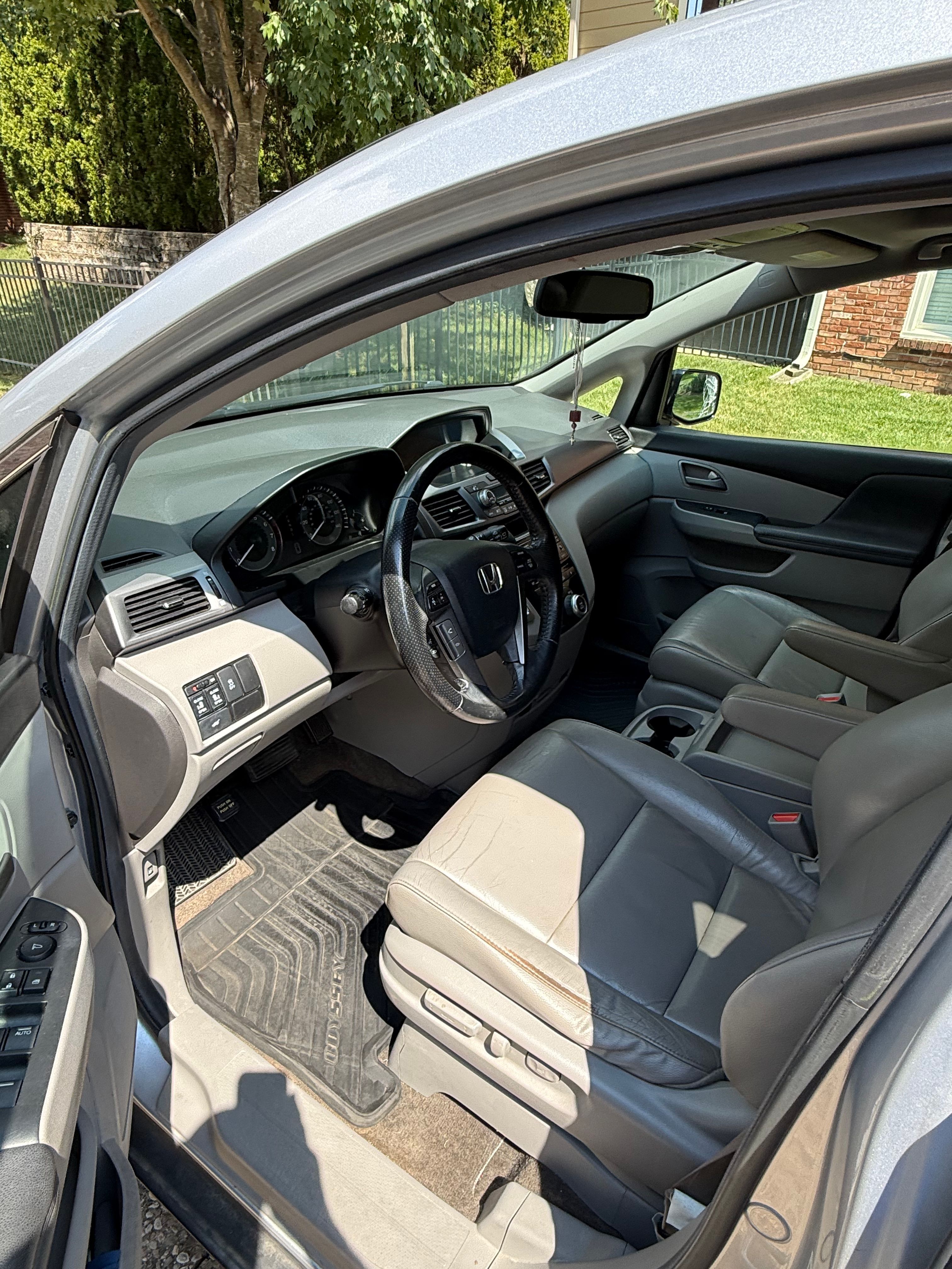 Used 2013 Honda Odyssey EX-L image 9