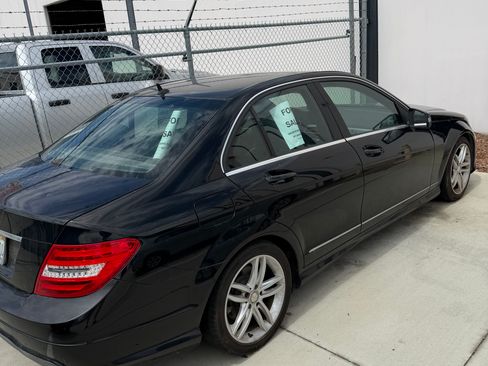 Used 2013 Mercedes-Benz C 250 Sedan image 1