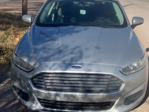 Used 2016 Ford Fusion S image 4