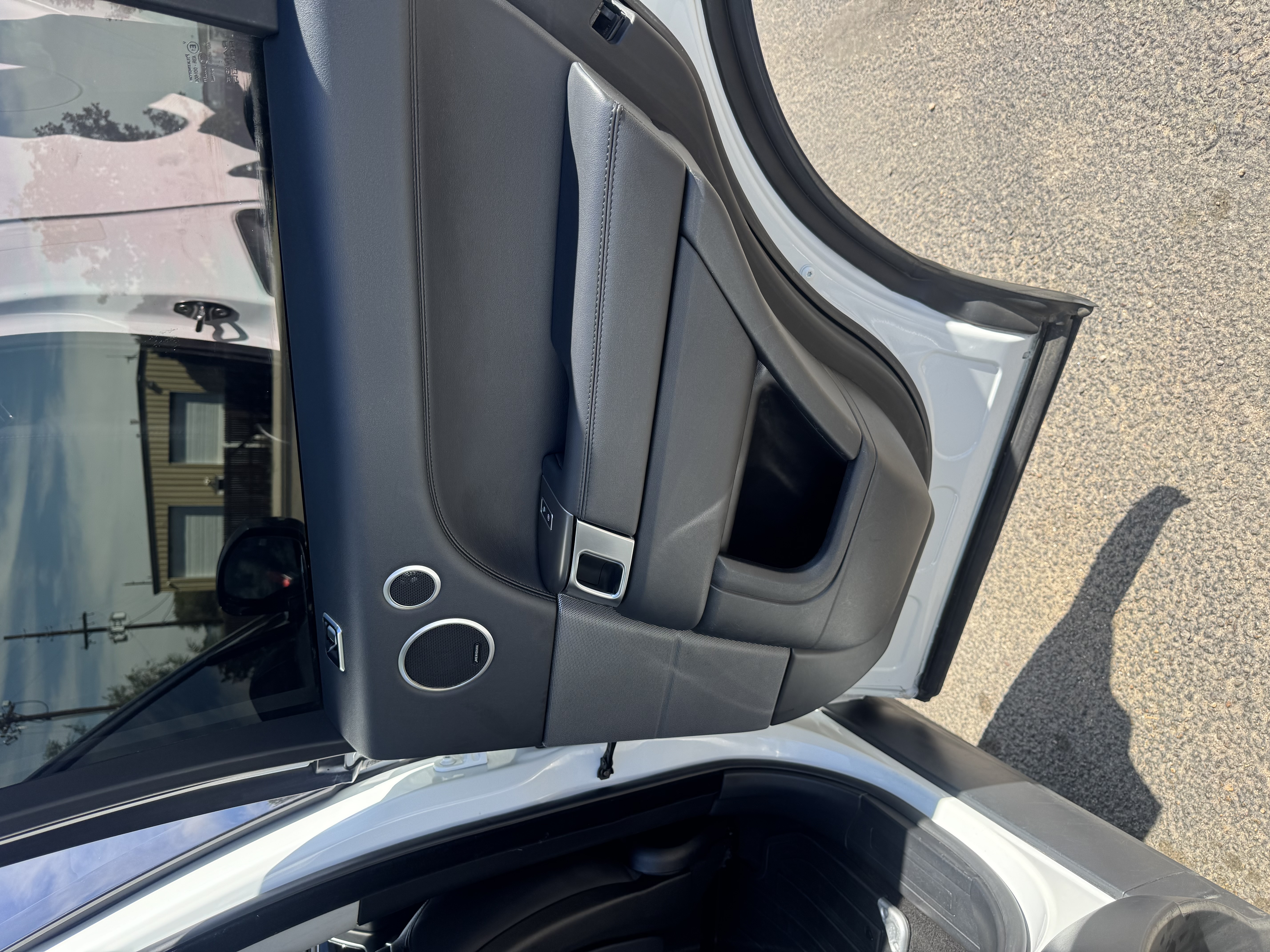 Used 2018 Land Rover Range Rover Sport SE AWD/4WD image 11