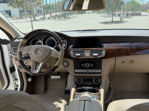 Used 2012 Mercedes-Benz CLS 550 CLS 550 Coupe 4D image 15