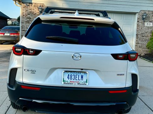 Used 2025 MAZDA CX-50 AWD 2.5 Hybrid w/ Premium Pkg image 2