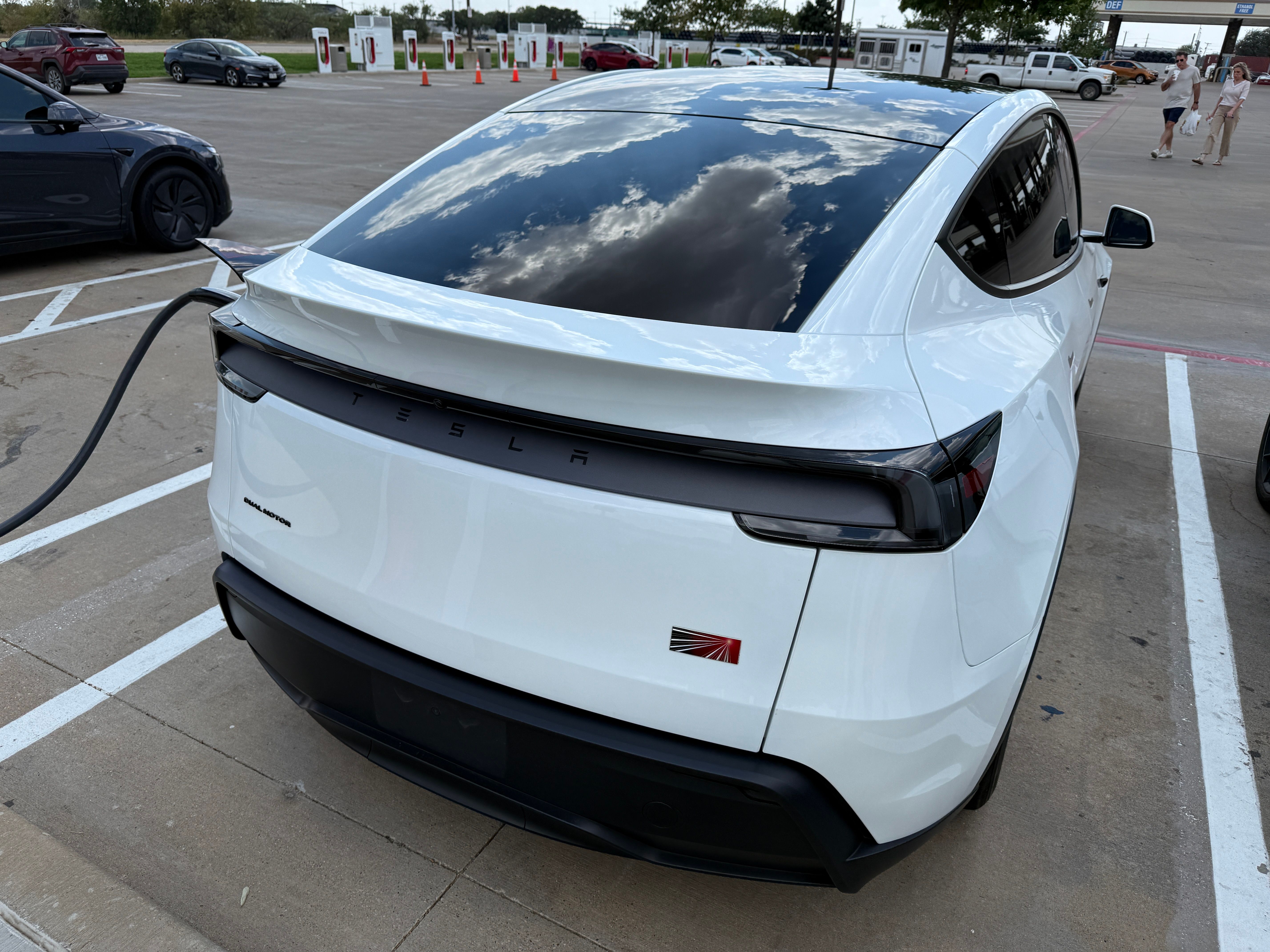 Used 2026 Tesla Model Y Long Range AWD/4WD image 10