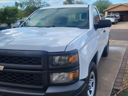 Used 2014 Chevrolet Silverado 1500 W/T w/ Trailering Package image 4
