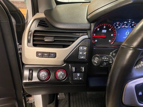 Used 2016 GMC Yukon Denali w/ Open Road Package image 27