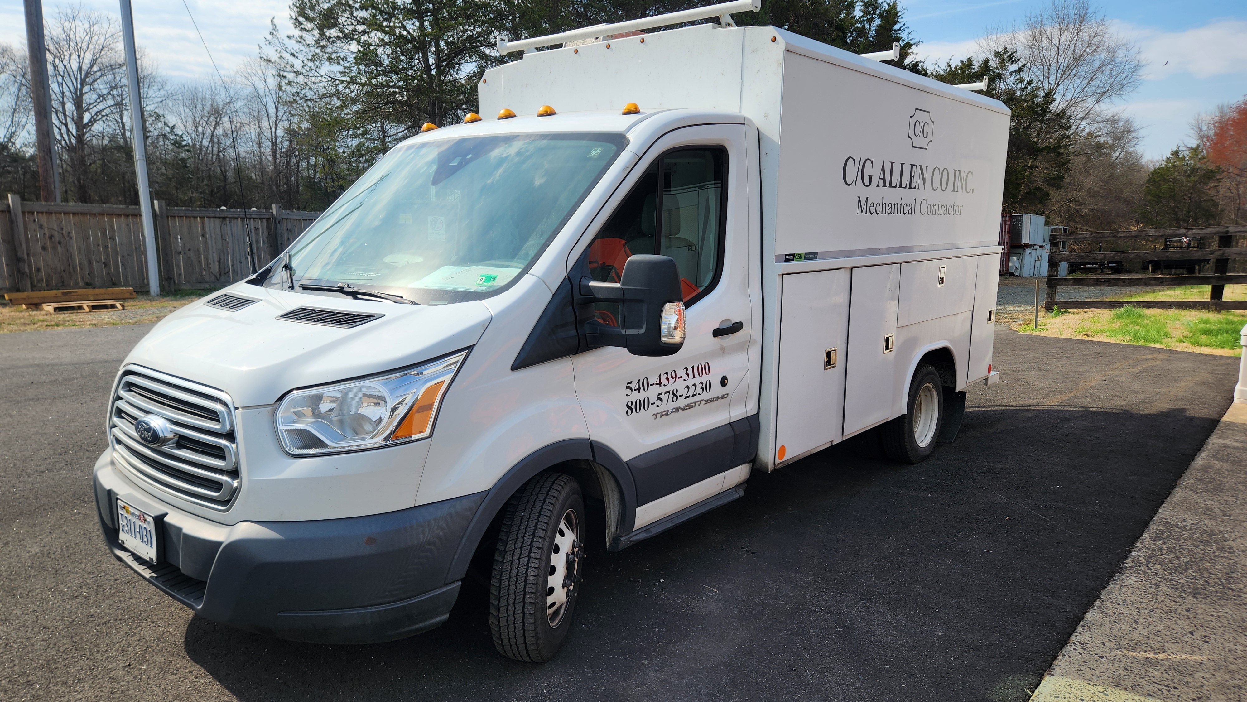 Used 2018 Ford Transit 350 138 DRW w/ Interior Upgrade Package RWD image 6