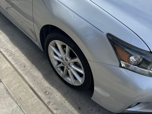 Used 2012 Lexus CT 200h Premium w/ Leather Pkg image 4