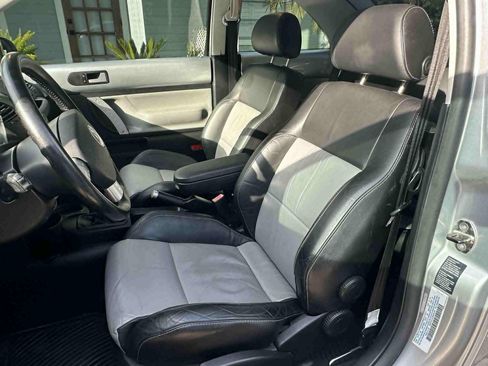 Used 2003 Volkswagen Beetle S image 10