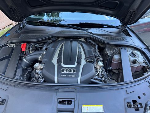 Used 2015 Audi A8 4.0T image 9