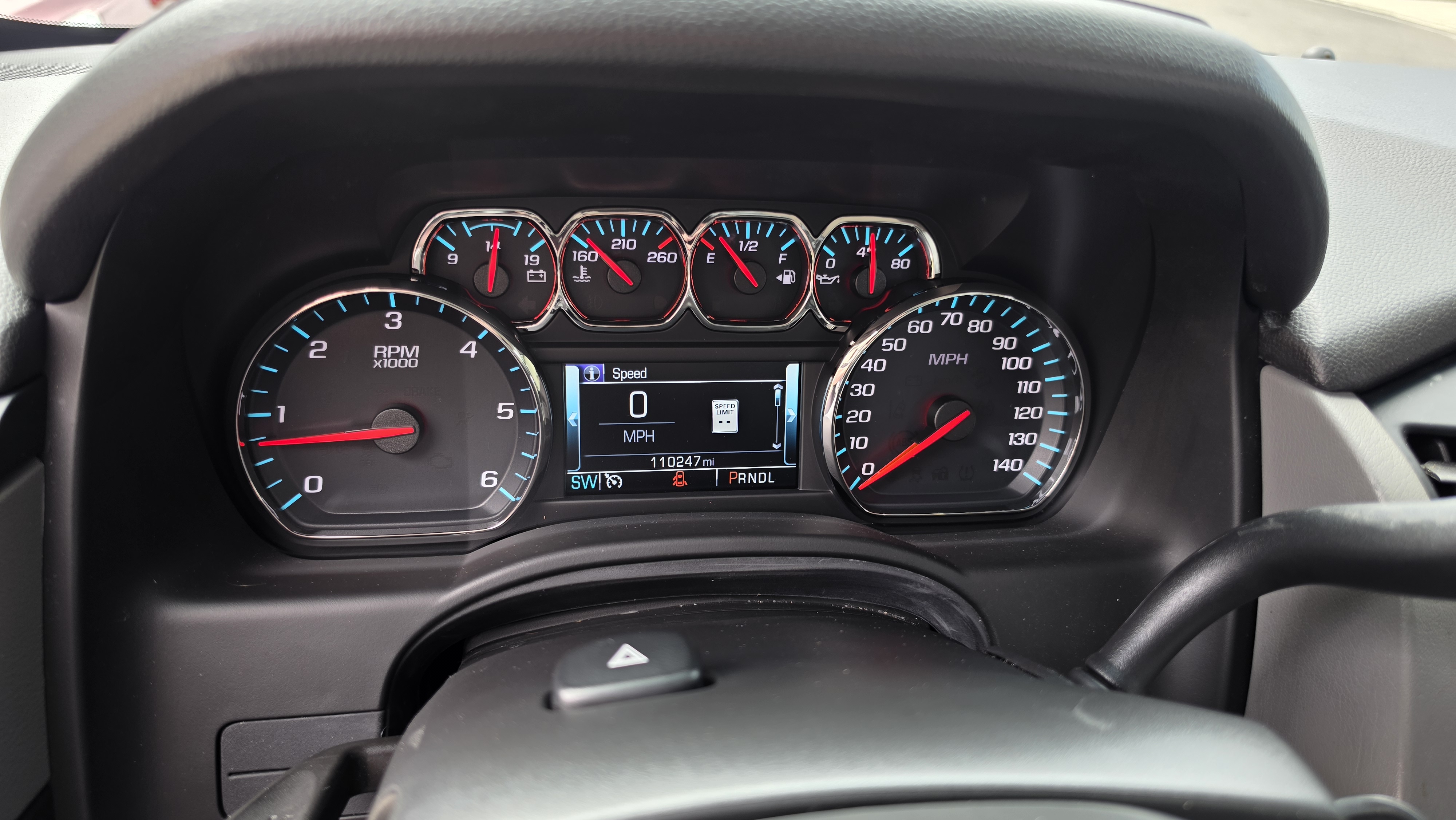 Used 2019 Chevrolet Suburban LT RWD image 17
