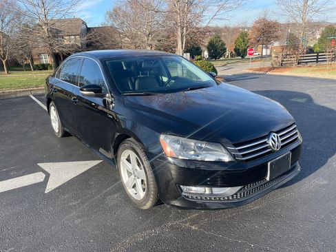 Used 2015 Volkswagen Passat 1.8T Wolfsburg Edition image 2